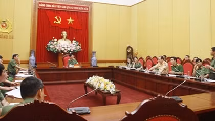 Bộ Công an triển khai nhiều biện pháp cấp bách ngăn chặn dịch COVID-19