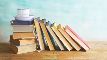 Sách bán chạy và bán ế