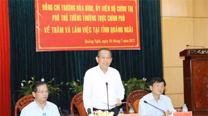 Phó Thủ tướng Trương Hòa Bình làm việc với lãnh đạo chủ chốt tỉnh Quảng Ngãi
