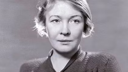 Nữ thi sĩ Olga Berggoltz: Vinh quang và cay đắng
