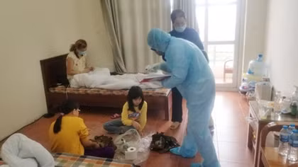 Những người "giấu mặt" trong khu cách ly