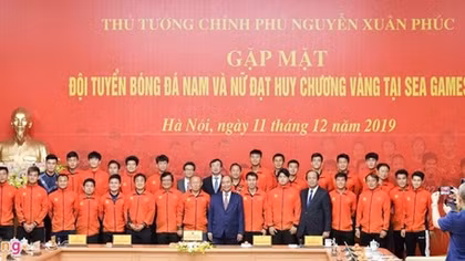 Khát vọng và tình yêu dân tộc