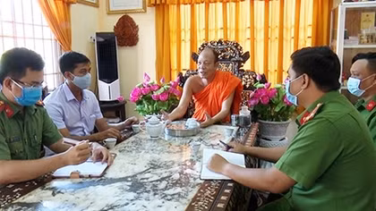 Đồng bào Khmer Bạc Liêu đón Tết cổ truyền an toàn, tiết kiệm