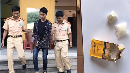 CSGT bắt 2 vụ ma túy