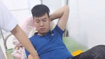 Cán bộ Công an hiến máu cứu người trong đêm