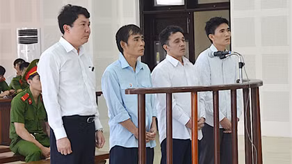Giám đốc Cảng vụ và 3 bị cáo lãnh án tù về vụ chìm tàu Thảo Vân 2