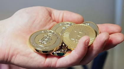 Kế toán “rút ruột” hơn 8 tỷ đồng đầu tư vào Bitcoin
