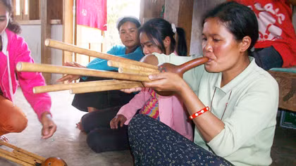 Điệu thức ngàn xanh