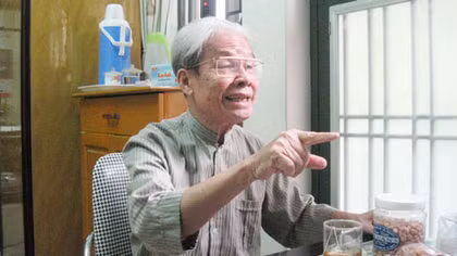 Kỷ niệm vui liên quan đến dấu ba chấm (...)