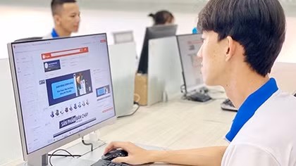 Thông tin của người bán hàng trên sàn thương mại điện tử sẽ được giao cho cơ quan thuế