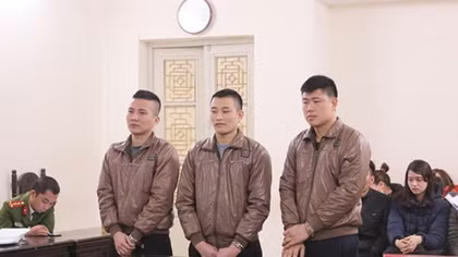Dùng kìm phá khoá nhà dân trộm cắp hàng chục xe máy