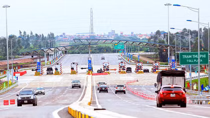 Đề nghị xem xét điều chỉnh tăng giá dịch vụ sử dụng đường bộ