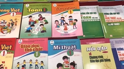 Hà Nội lập Hội đồng lựa chọn SGK lớp 2 theo từng môn học
