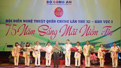 Khai mạc Hội diễn Nghệ thuật quần chúng CAND năm 2020 khu vực I