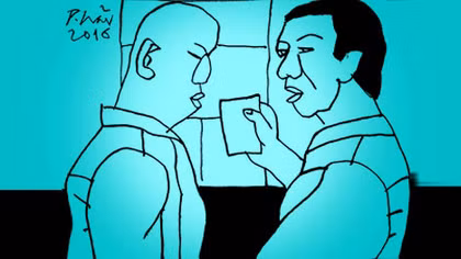 Bí mật trên tường gạch men