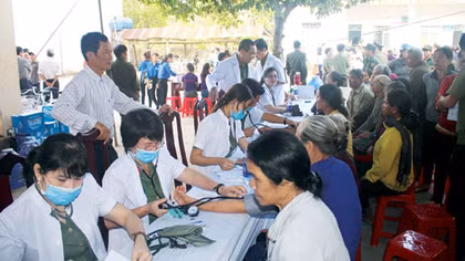 Sức khỏe cho chiến sĩ, niềm tin với nhân dân