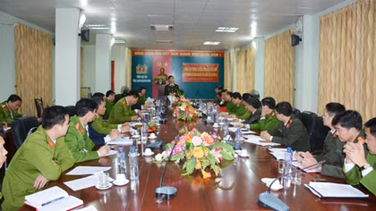 Thứ trưởng Nguyễn Văn Sơn làm việc với Công an tỉnh Quảng Ninh