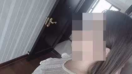 Công an và Facebook đưa cô gái bị bán về nhà sau 9 năm