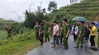 Thiếu nữ bị hai trai bản hãm hiếp sau tiệc sinh nhật