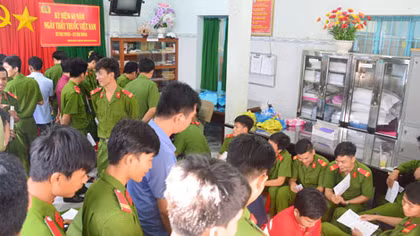 Tuổi trẻ Công an Sóc Trăng hiến máu nhân đạo
