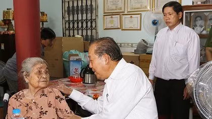 Tri ân công lao các Mẹ Việt Nam Anh hùng