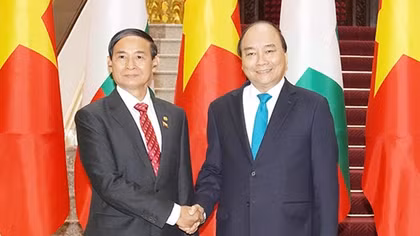 Thủ tướng Nguyễn Xuân Phúc hội kiến Tổng thống Myanmar