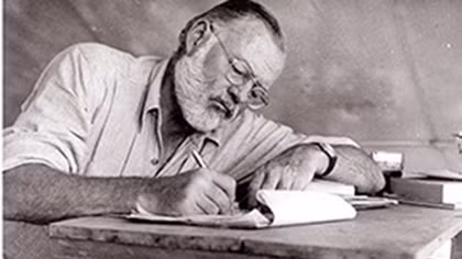 12 bài học viết văn của Ernest Hemingway