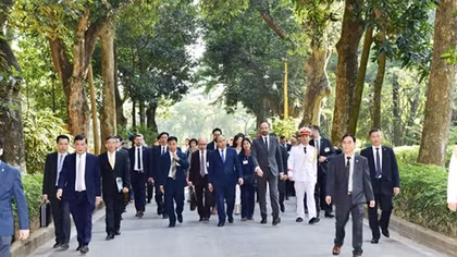 Lá chắn thép bảo vệ các nguyên thủ