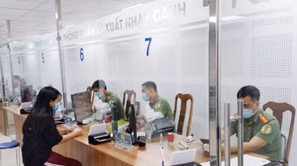 Kỳ 3: Trước mất cả buổi, giờ chỉ… 1 phút