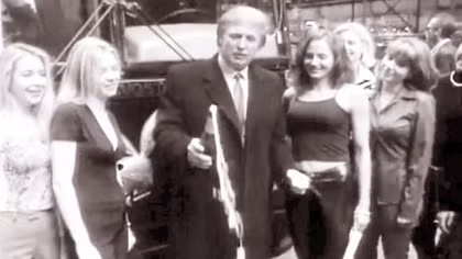 Tỷ phú Donald Trump từng đóng phim khiêu dâm?