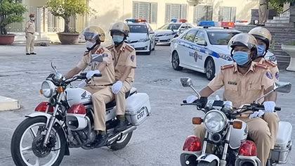 Ra quân kiểm tra, xử lý các hành vi vi phạm về vận tải hàng hóa