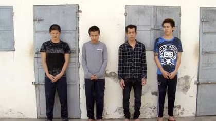 Ăn trộm hàng trăm ký khô mực bán lấy tiền tiêu xài