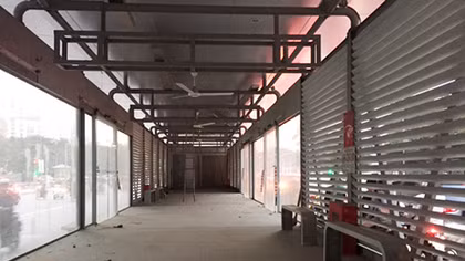 Dự án xe buýt nhanh... ì ạch thành xe buýt ưu tiên
