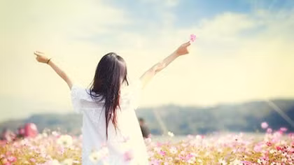 Tình yêu không đơn giản!