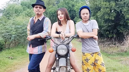 Nhộn nhịp thị trường hài tết 2019: Số lượng nhiều, chất lượng âu lo