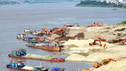 Tăng cường kiểm tra, xử lý khai thác cát, sỏi trái phép