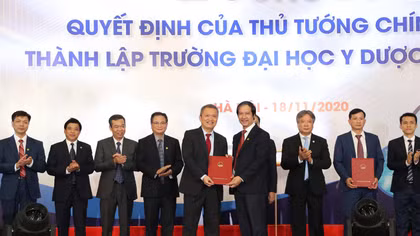 Thành lập Trường Đại học Y Dược, ĐHQG Hà Nội