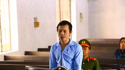 14 năm tù cho người cha thú tính hiếp dâm con gái ruột