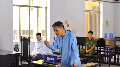 Tăng án “ông chủ” nhiều lần hiếp dâm cô gái tàn tật giúp việc