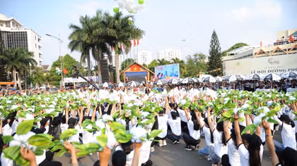 Tưng bừng Lễ hội đường phố Buôn Ma Thuột 