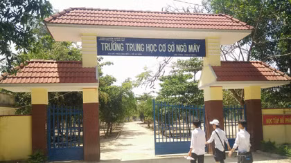 Thêm một hiệu trưởng bị khởi tố vì nhận tiền chạy việc