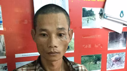 Thay đổi tội danh đối tượng lái xe chở gỗ tông vào CSGT