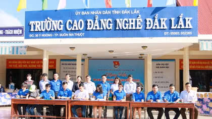 Ngày hội học sinh, sinh viên với văn hóa giao thông