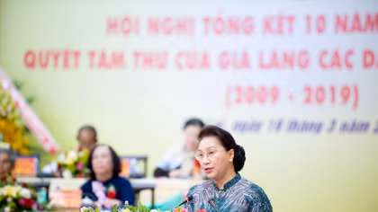 Tạo điều kiện tốt nhất để các già làng phát huy vai trò nòng cốt