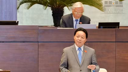 Bộ trưởng Trần Hồng Hà: "Biển miền Trung đã an toàn"