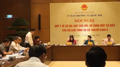 "70% khu công nghiệp, nhà máy điện, xi măng sẽ “vướng” Luật Hình sự"