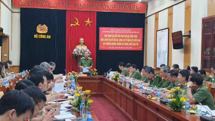 Thực hiện tốt dân chủ trong CAND, nâng cao hiệu quả quản lý Nhà nước về ANTT