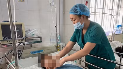 Cứu sống 2 bệnh nhân vỡ động mạch chủ bụng
