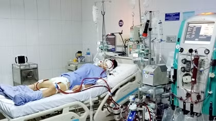 Cứu sống bệnh nhân “thập tử nhất sinh” bằng kỹ thuật phức tạp nhất hiện nay 