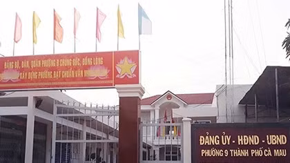 Phó Chủ tịch phường nhận tiền của người dân khi nhờ ký xác nhận đơn
